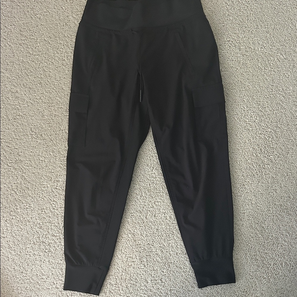 Athleta Sutton Jogger in Black